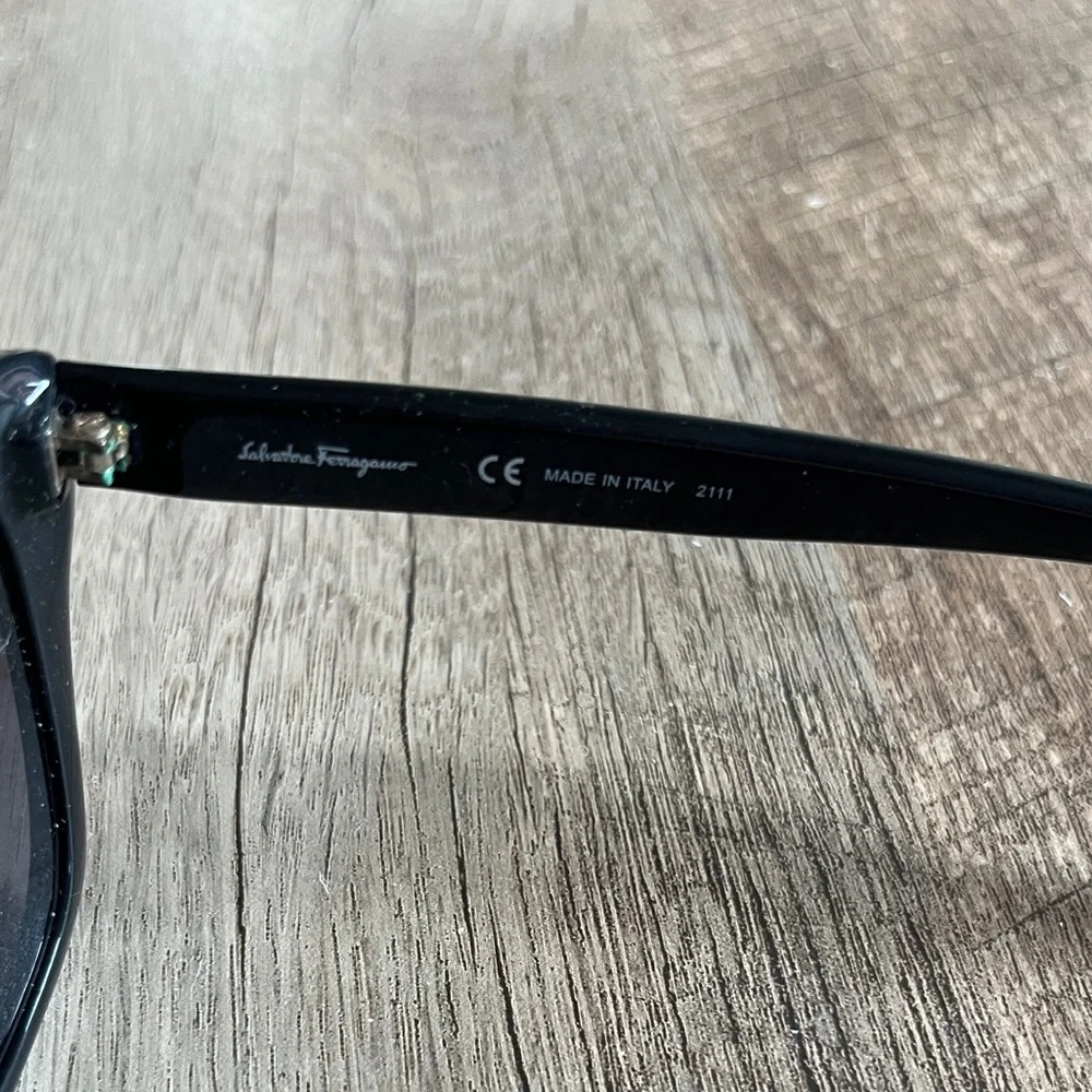 Ferragamo Square Cateye Sunglasses - Picture 5 of 9